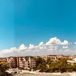 Oasis And Apartman *