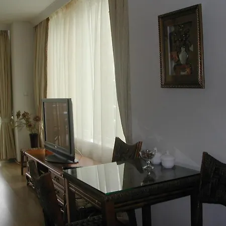 Oasis And Appartement