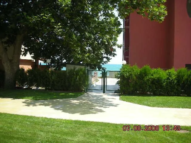 Oasis And Ράβντα