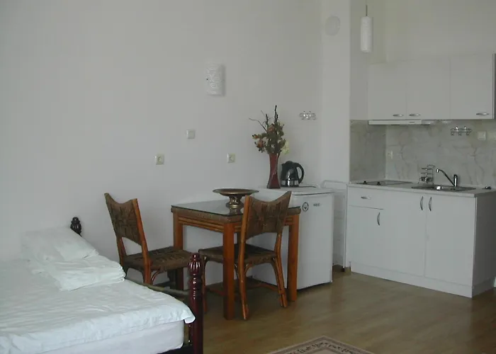 Διαμέρισμα Oasis And *