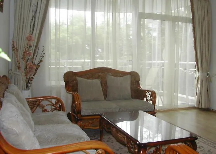 Διαμέρισμα Oasis And Ράβντα