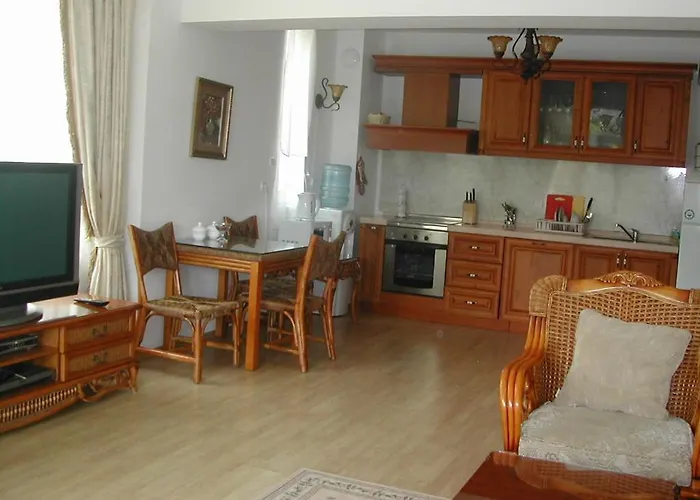 Διαμέρισμα Oasis And Ράβντα