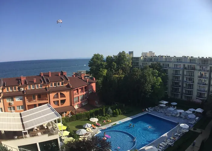 Διαμέρισμα Oasis And Ράβντα